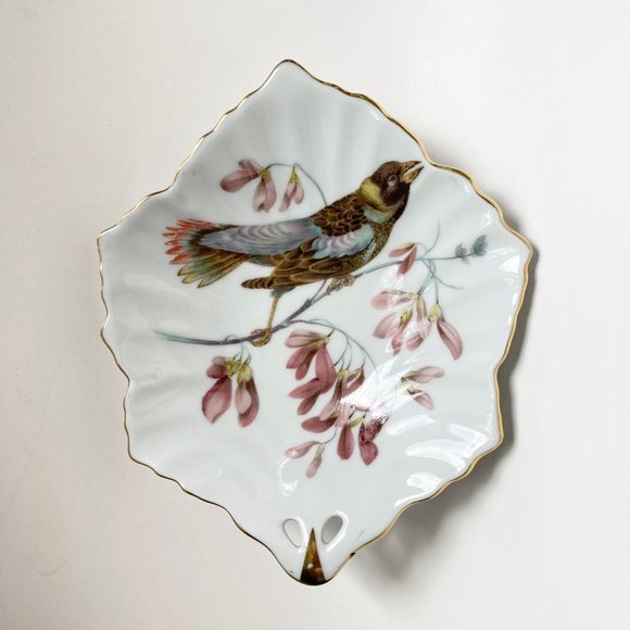 VTG Mitterteich Bavaria Germany Leaf Shape Hand Painted Bird /Floral Design Dish - Picture 5 of 17